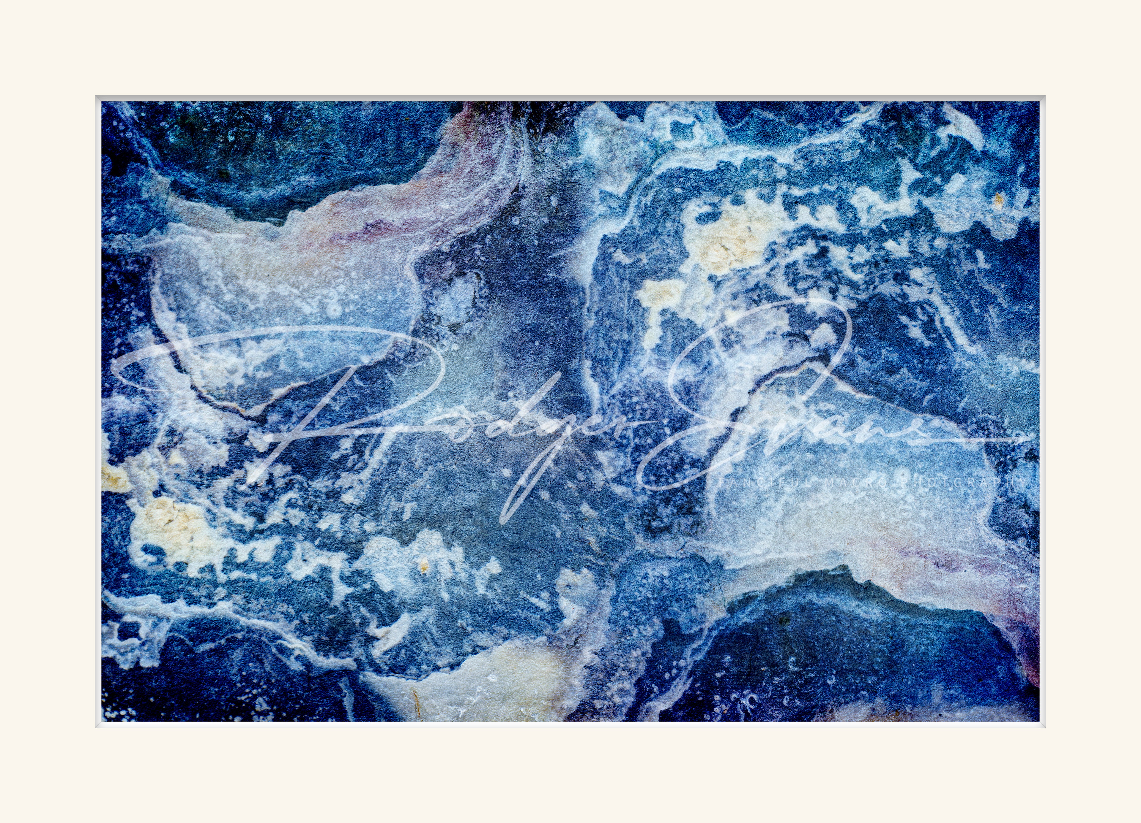 Fluctuating Currents